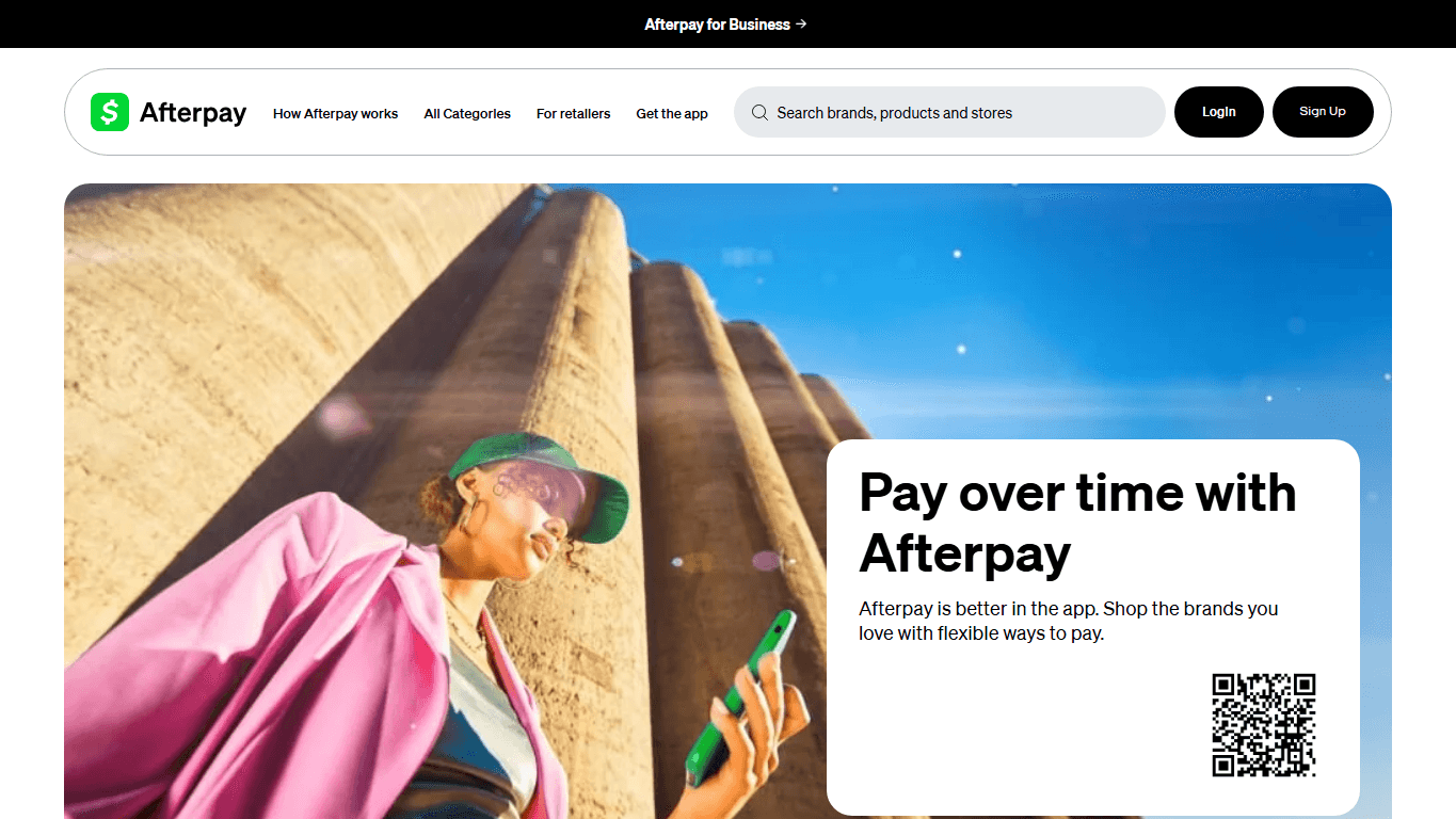 ภาพหน้าจอโฮมเพจ Afterpay ที่แสดงการเช็กเอาต์แบบซื้อก่อนจ่ายทีหลังและตัวเลือกช้อปปิงแบบแบ่งชำระ